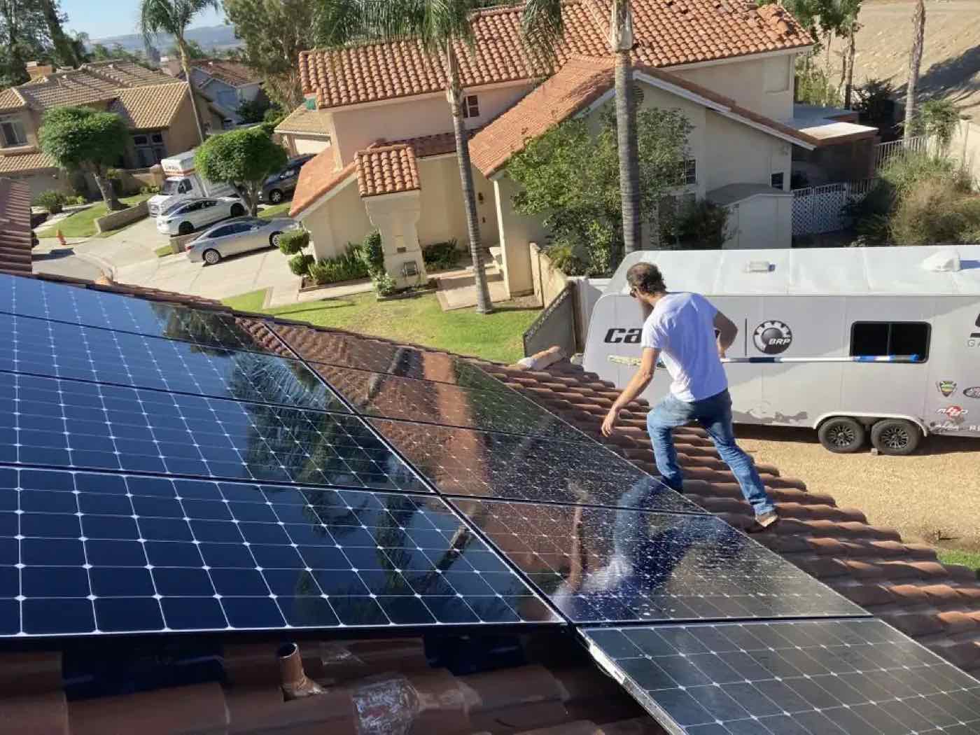 Job photo from All Seasons Window & Solar Cleaning