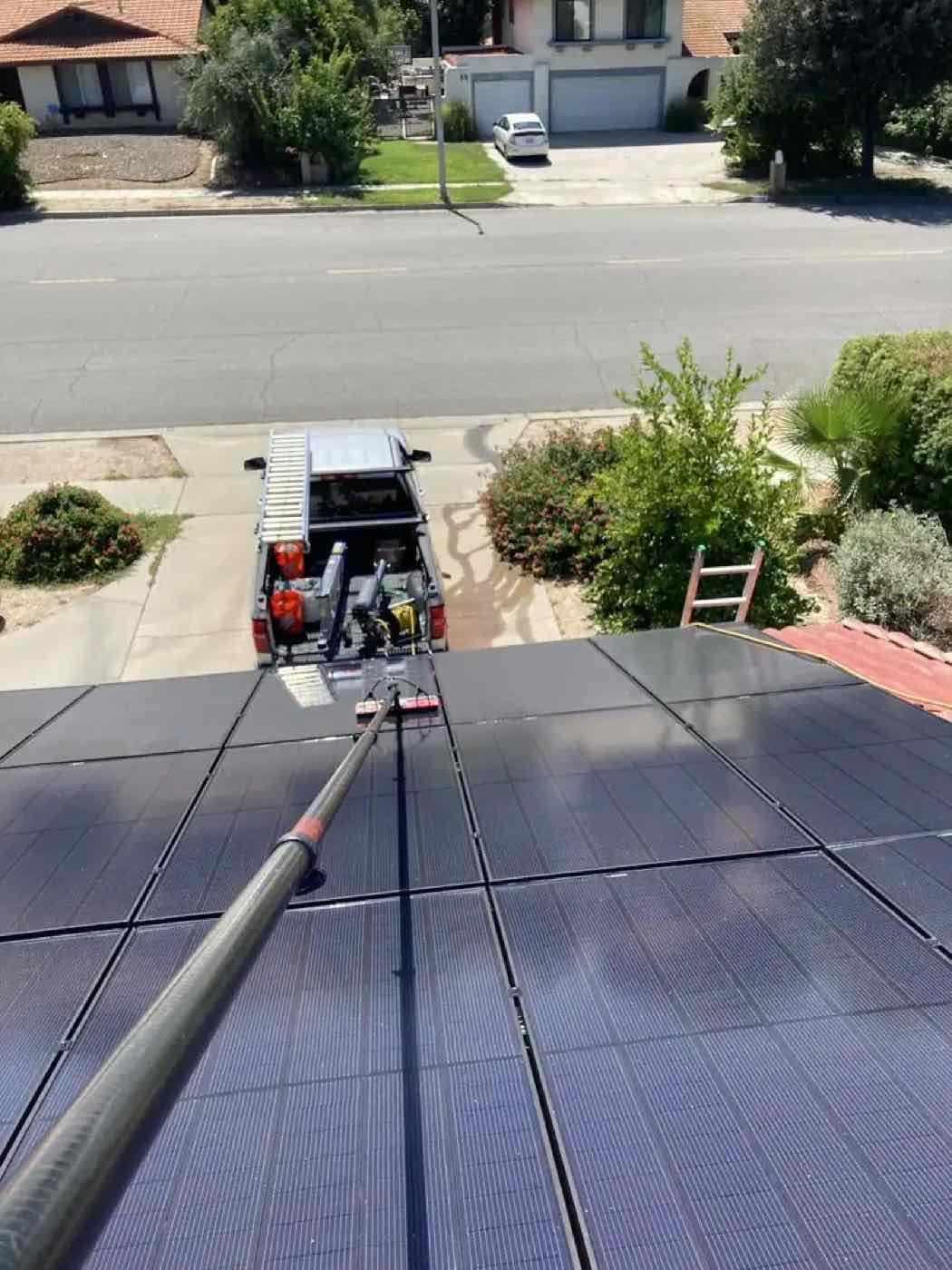 Job photo from All Seasons Window & Solar Cleaning